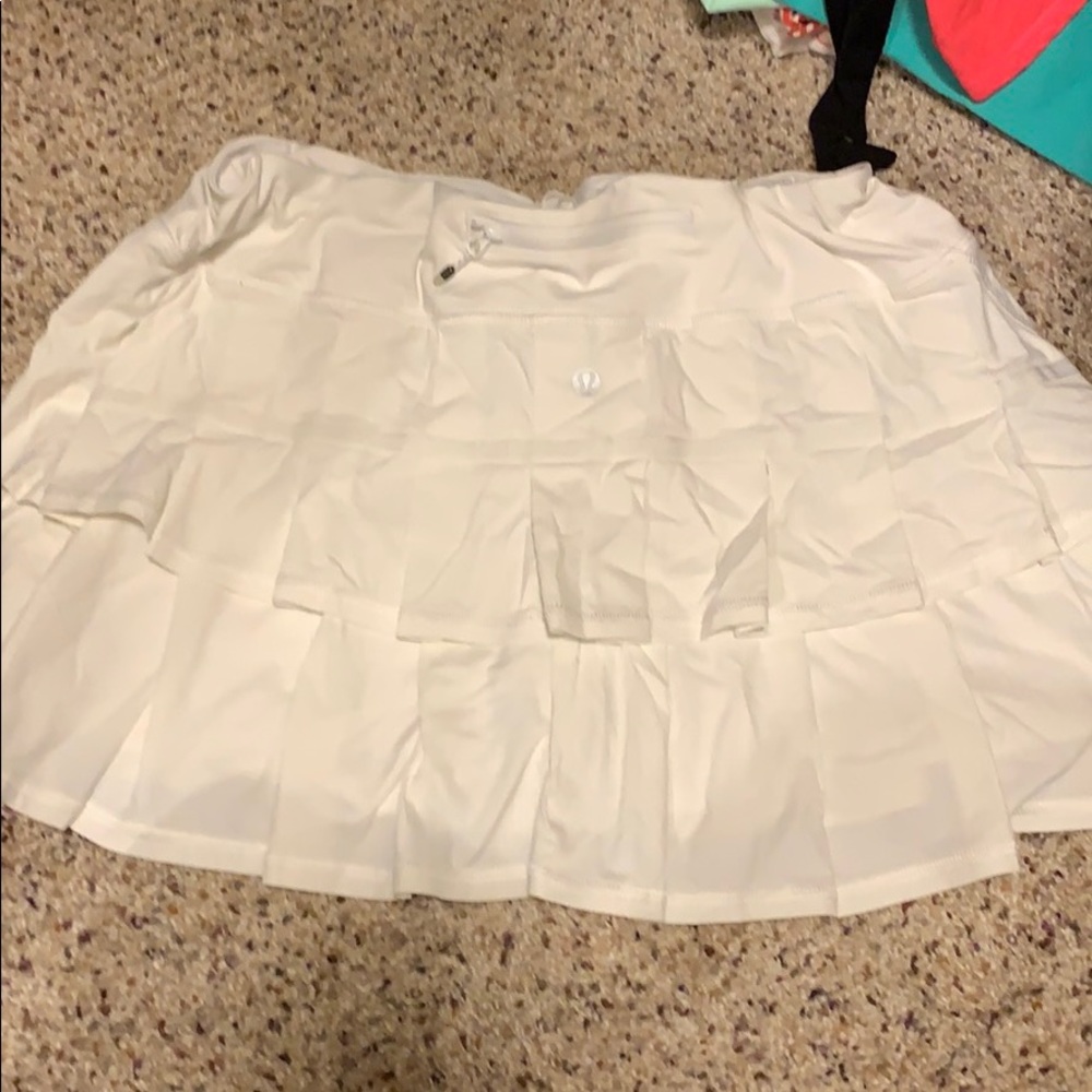 Lululemon pace setter skirt